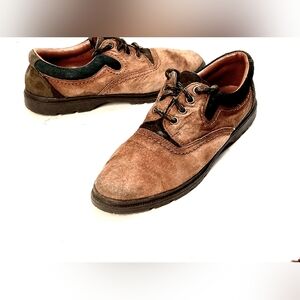 Vintage 90s Rugged Outback Suede leather shoes size 10